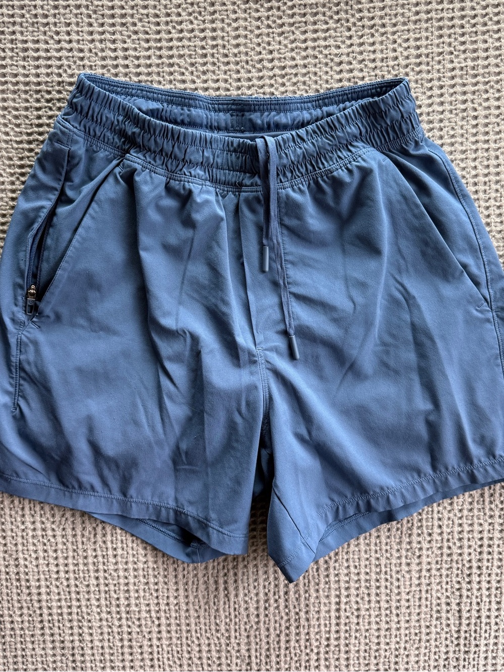 lululemon athletica Men's Slate Blue Athletic Drawstring Shorts